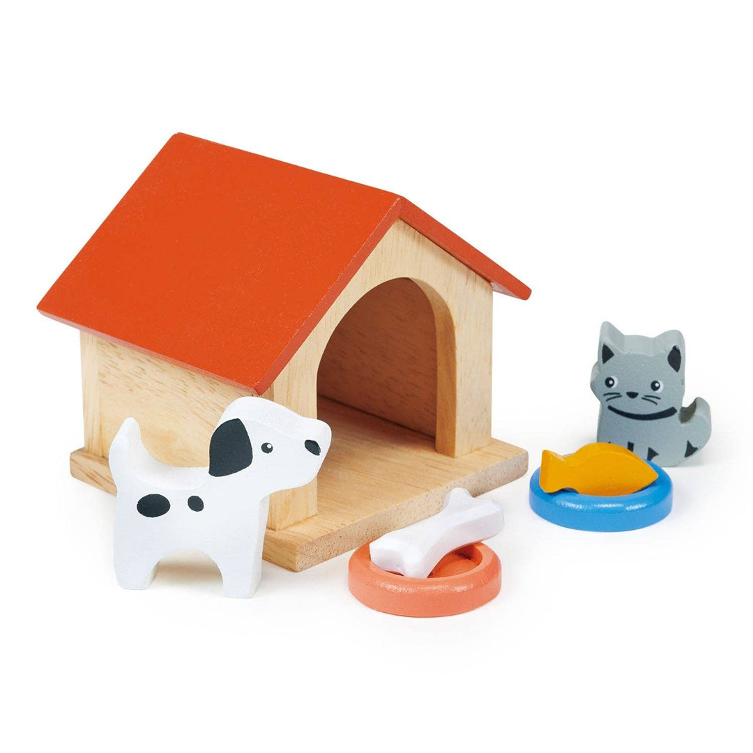 Wooden Dog &amp; Cat Pet Set