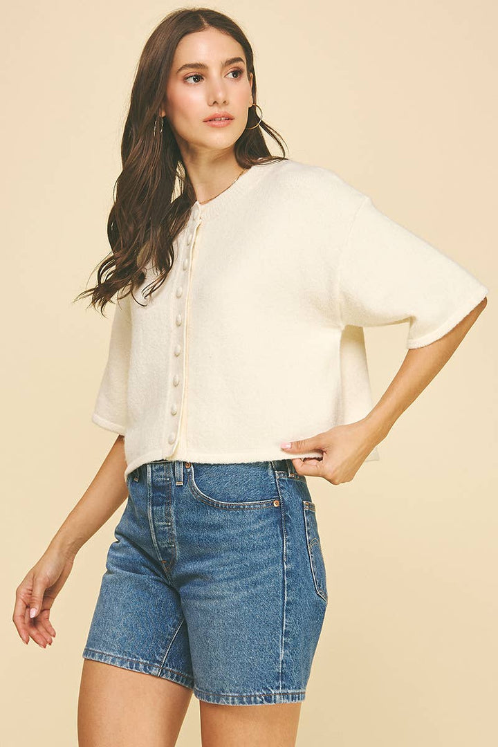 BUTTON DOWN SHORT SLEEVE SWEATER - PN652
