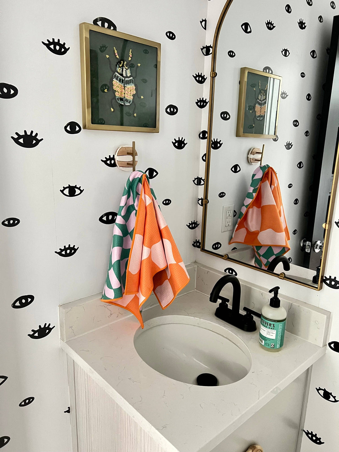 Sugar Sugar: Reversible Hand Towel