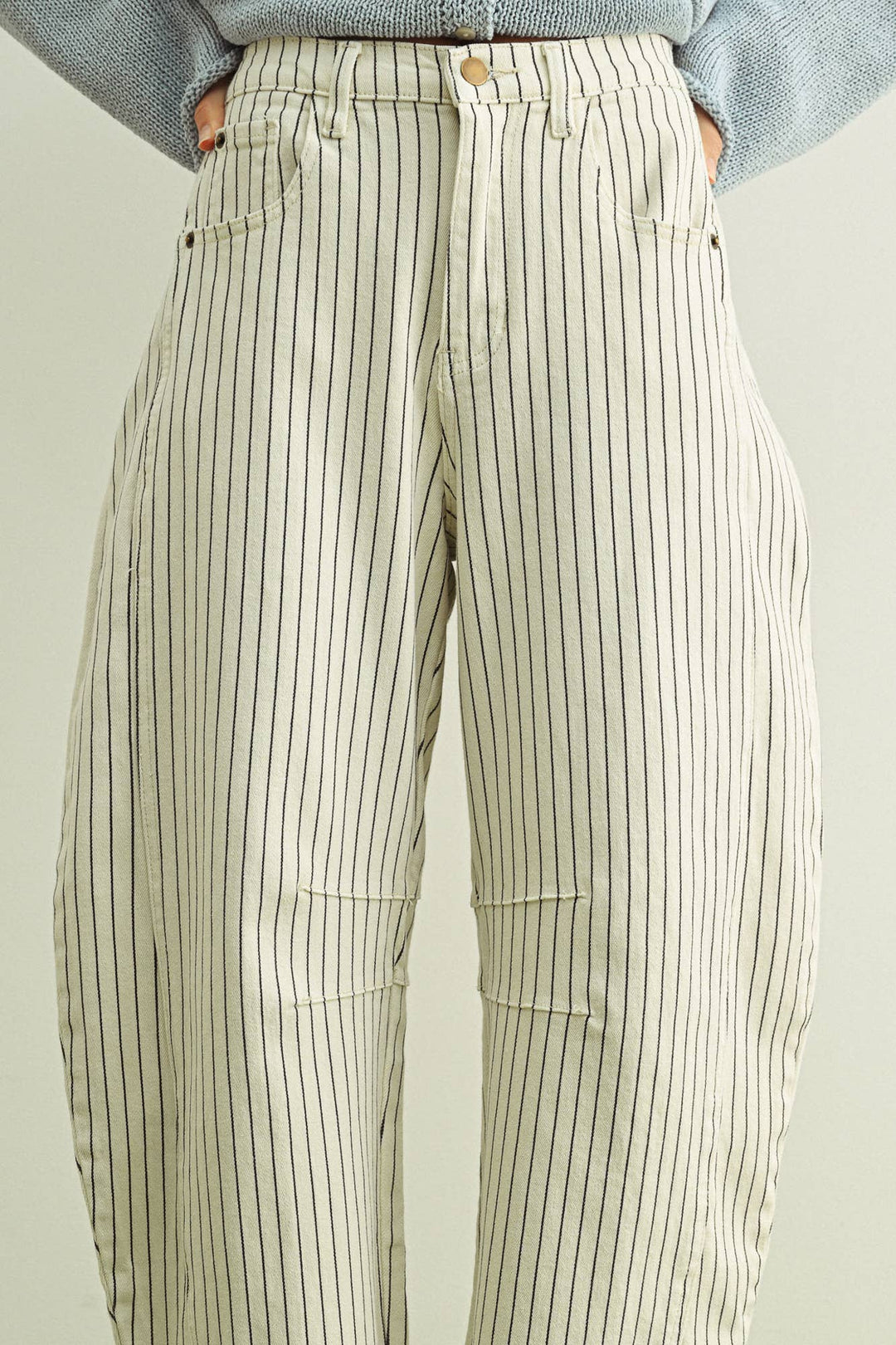 PINSTRIPED BARREL PANTS MM763