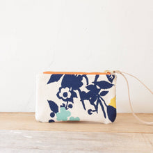 Load image into Gallery viewer, NAVY LEMON TREE WRISTLET