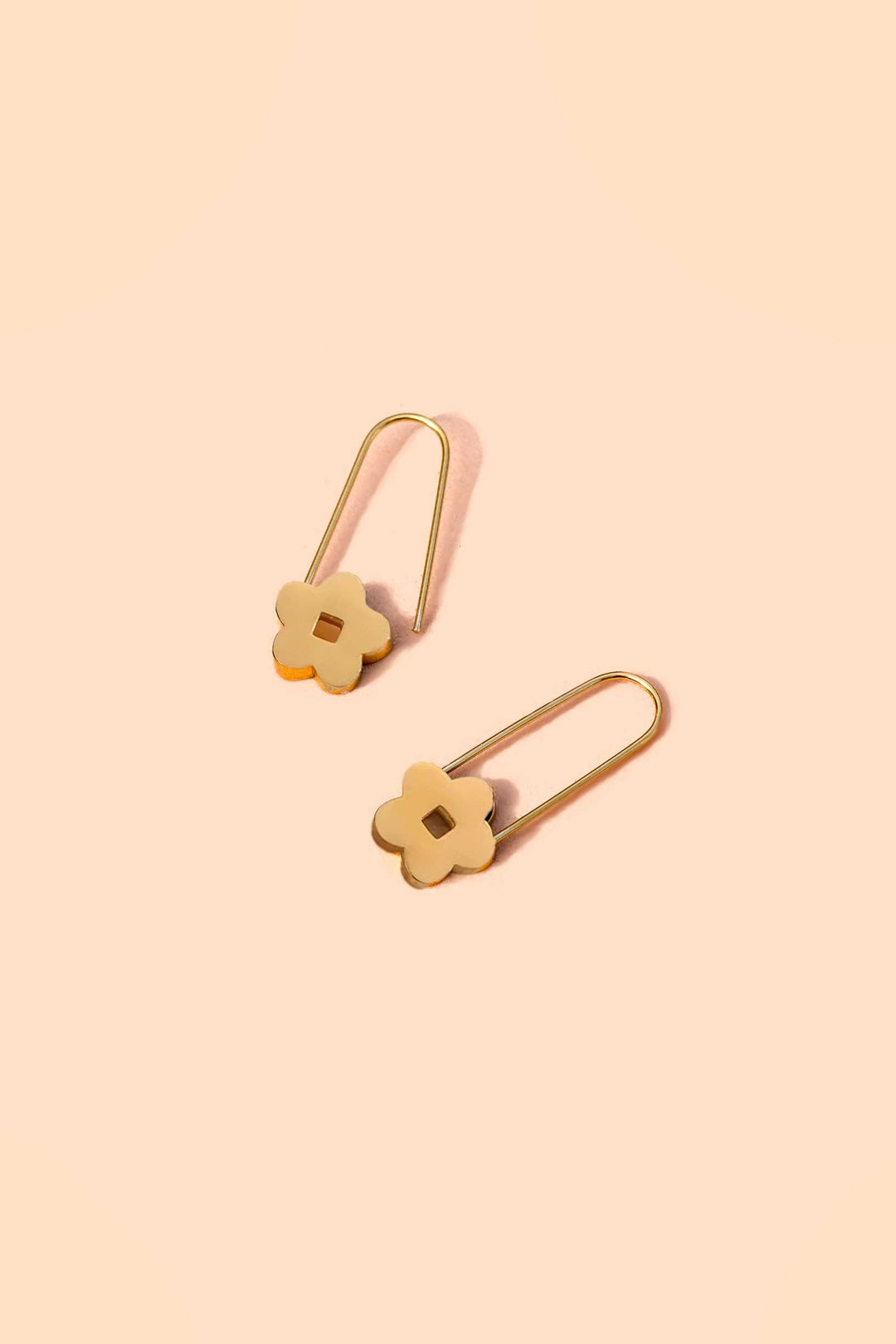Blossom Pin Hoops 18K Gold Plated PJ04
