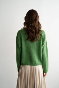 CREW NECK BUTTON CARDIGAN
