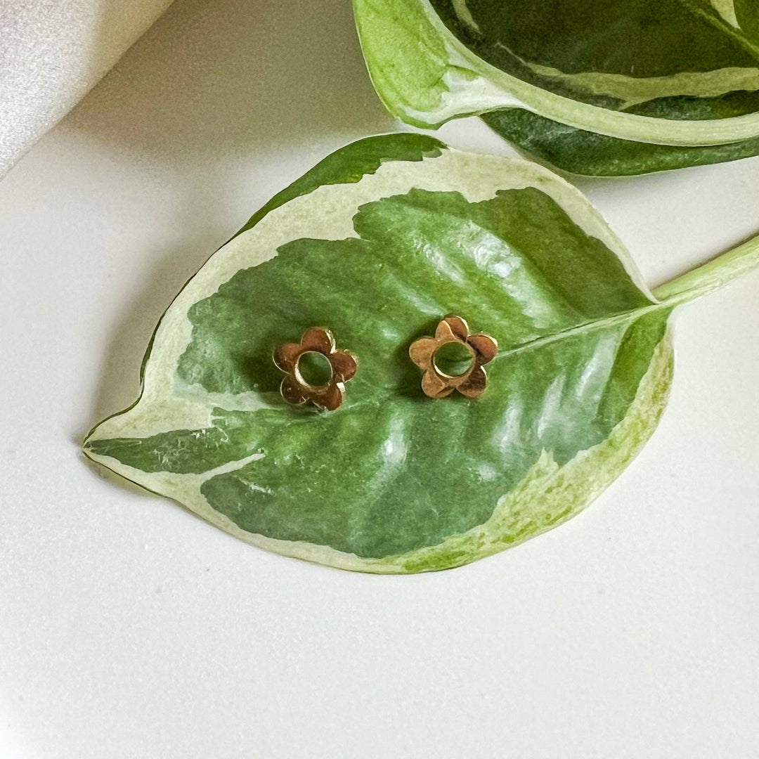 Mini Flower Stud Earrings NC96