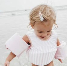 Load image into Gallery viewer, Stella Hair Clips // Josie Joan&#39;s JJ01