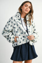 Load image into Gallery viewer, Floral Print Fluffy Fleece Jacket - BM811
