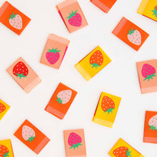Load image into Gallery viewer, Strawberry Multipack Woven Sewing Quilt and Garment Labels