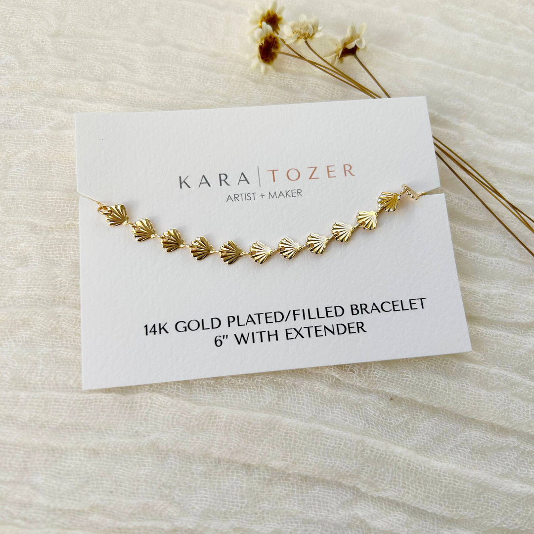 Dainty Seashell Bracelet KT11