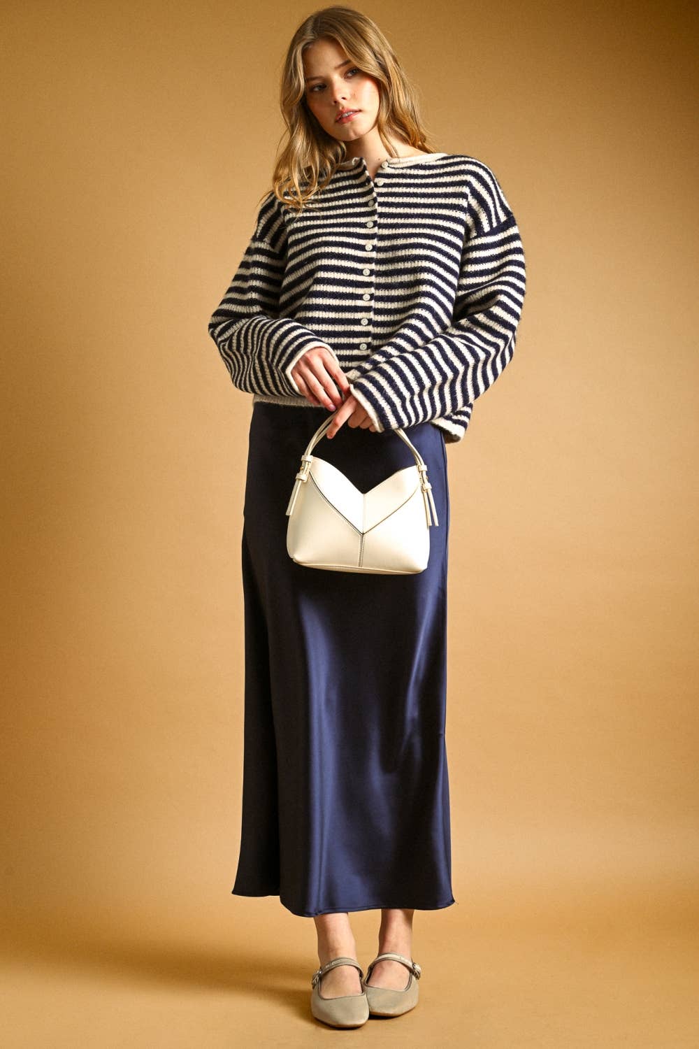 J7562   STRIPED BUTTON FRONT SWEATER CARDIGAN