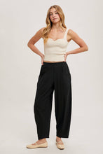 Load image into Gallery viewer, RELAXED BARREL PANTS WITH POCKETS
