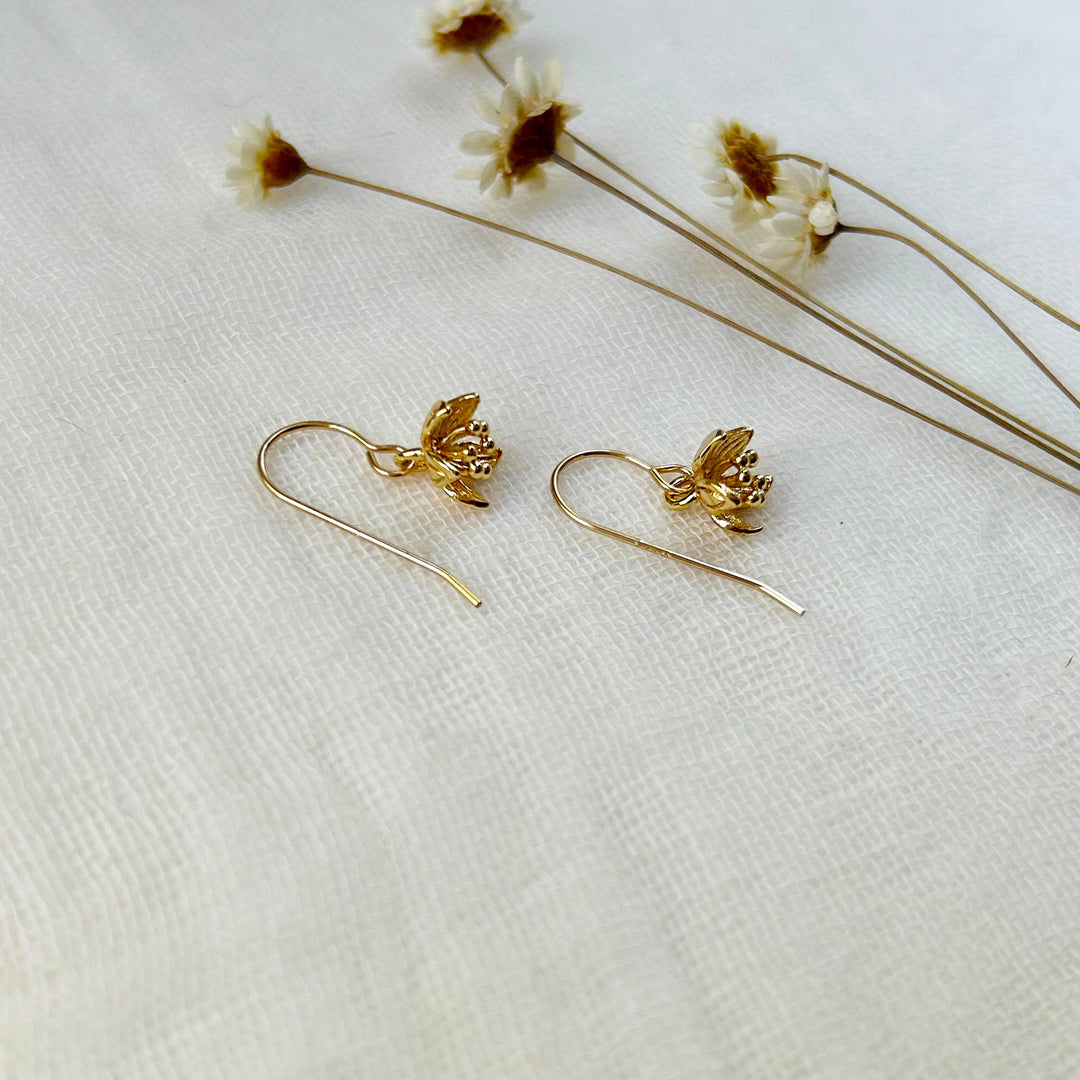 Gold Floral Dangle Earrings KT13
