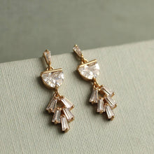 Load image into Gallery viewer, Art Deco Crystal Moon Earrings SP74