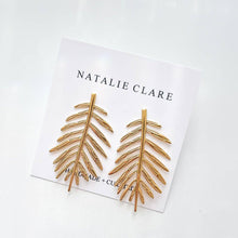 Load image into Gallery viewer, The Root Earring