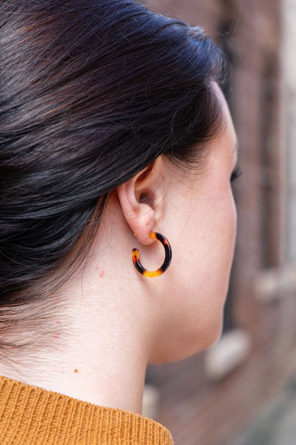Cam Mini Hoops - Tortoise // Jewelry, Earrings, Fall SS992
