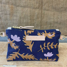 Load image into Gallery viewer, Oak Rose Card Zip with Leather Wristlet
