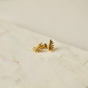 Spark studs