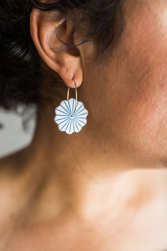 Pinstripe Pinwheel Hoops J003