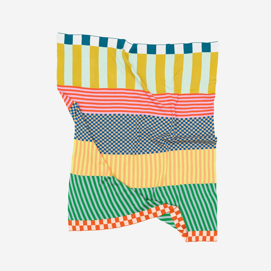 Pattern Patch Throw VLT44