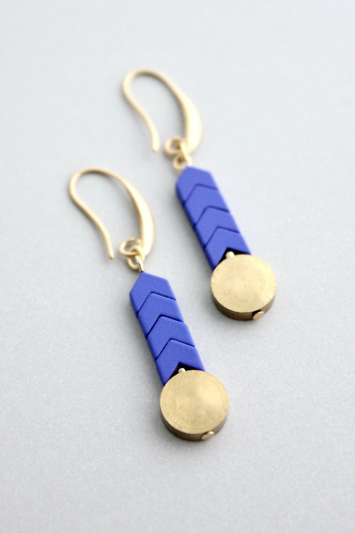 GNDE34 - blue and brass hook earrings