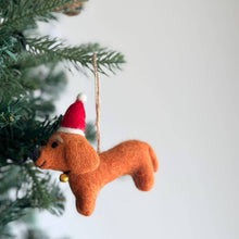 Load image into Gallery viewer, Felt Dachshund Dog with Christmas Hat GN27