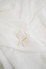 Load image into Gallery viewer, Abstract Line Earrings