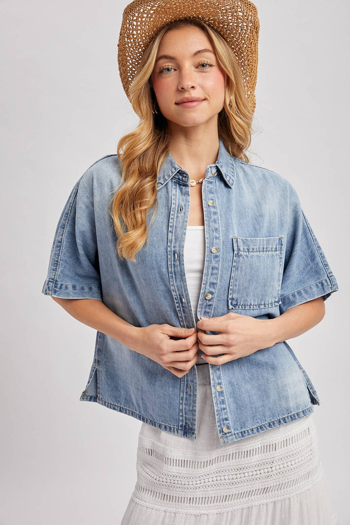 DENIM BUTTON DOWN SHORT SLEEVE BOXY SHIRT BV829