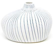 Load image into Gallery viewer, 512W26 GUGU PIM L-Handcrafted Porcelain Bud Vase