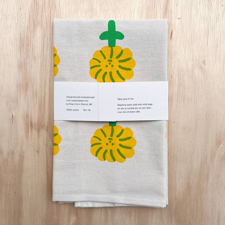 Happy flower tea towel NICE4