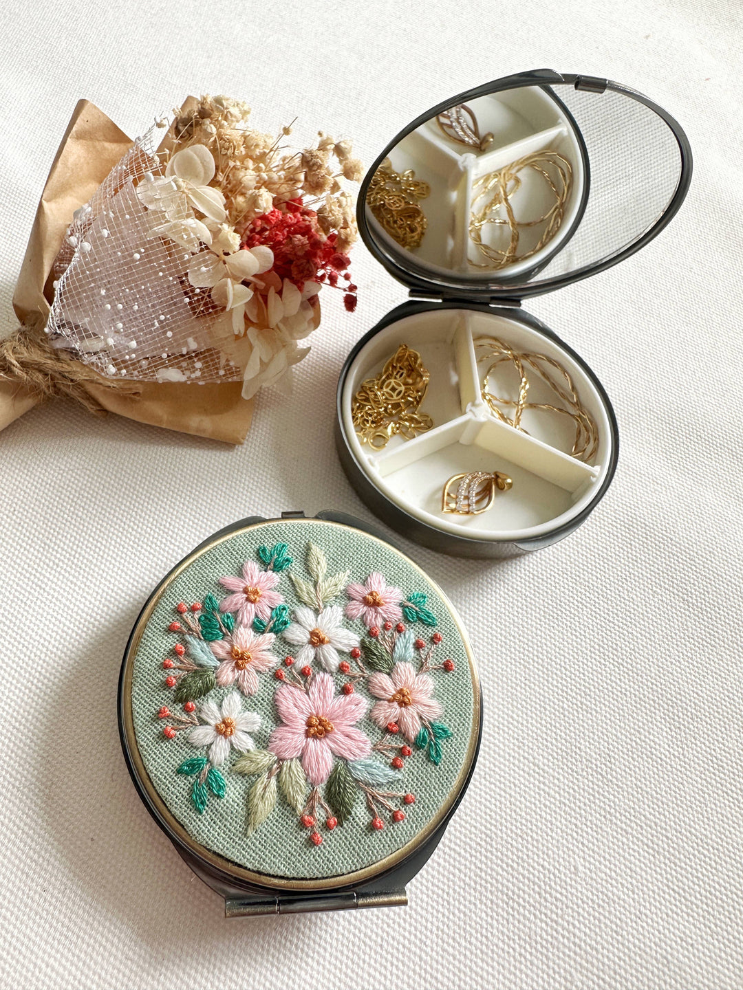 Floral Jewelry Box QF22
