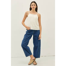 Load image into Gallery viewer, MID RISE BARREL LEG ANKLE DENIM PANTS WITH POCKETS