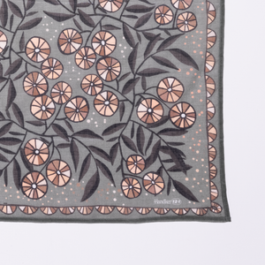 34" Wild Rag Eleanor Bandana 121