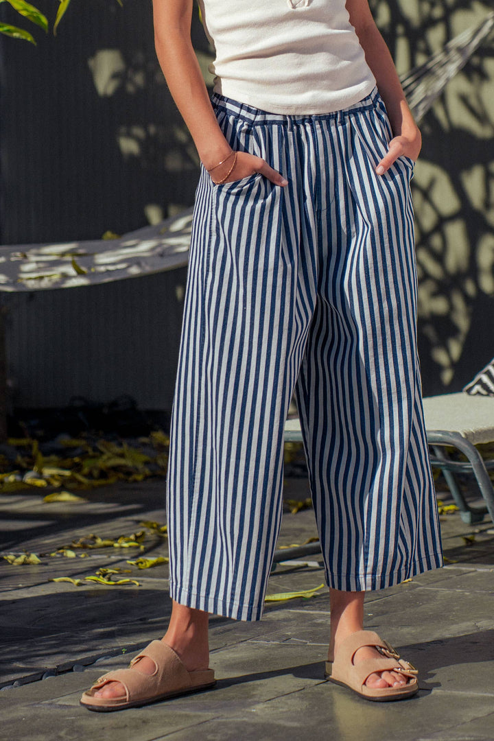 Striped Pleated Wide Leg Culotte Pants UD35