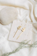 Load image into Gallery viewer, Brass Earrings No. 37
