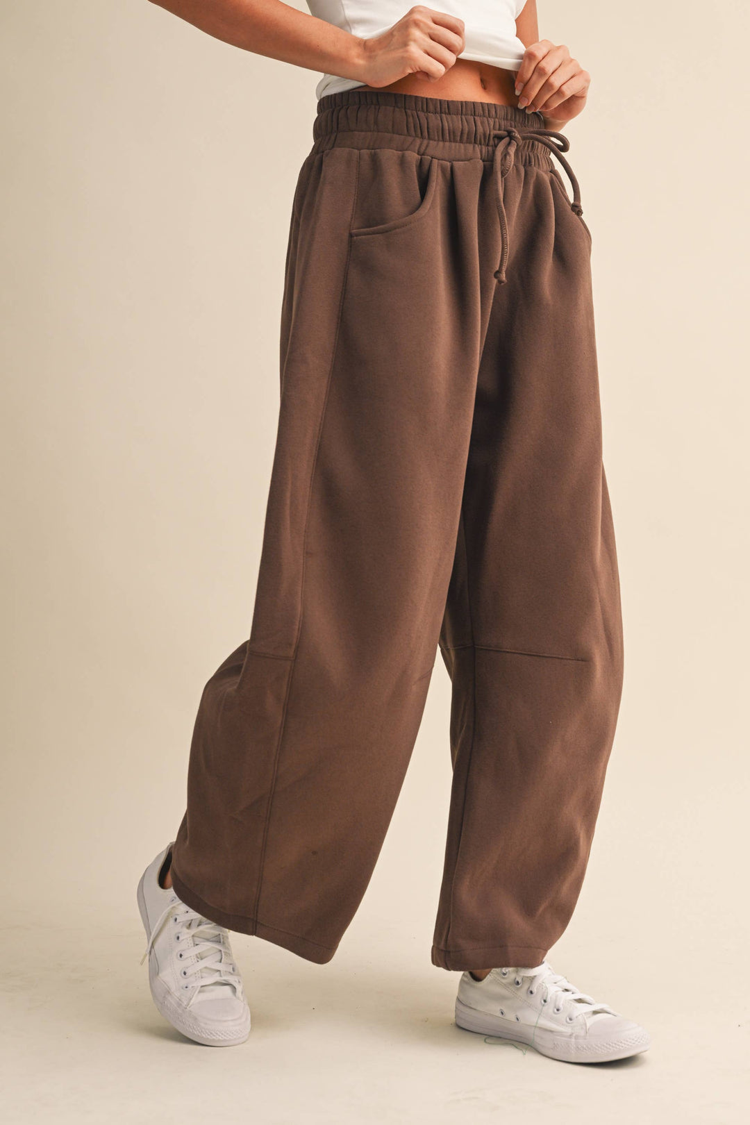 IP1447 BARREL SWEATPANTS