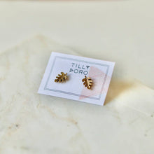 Load image into Gallery viewer, Palm stud