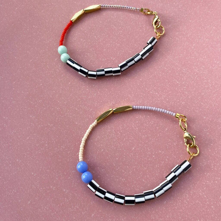 Dot Beaded Bracelet - Mint and Postbox Red LAB3