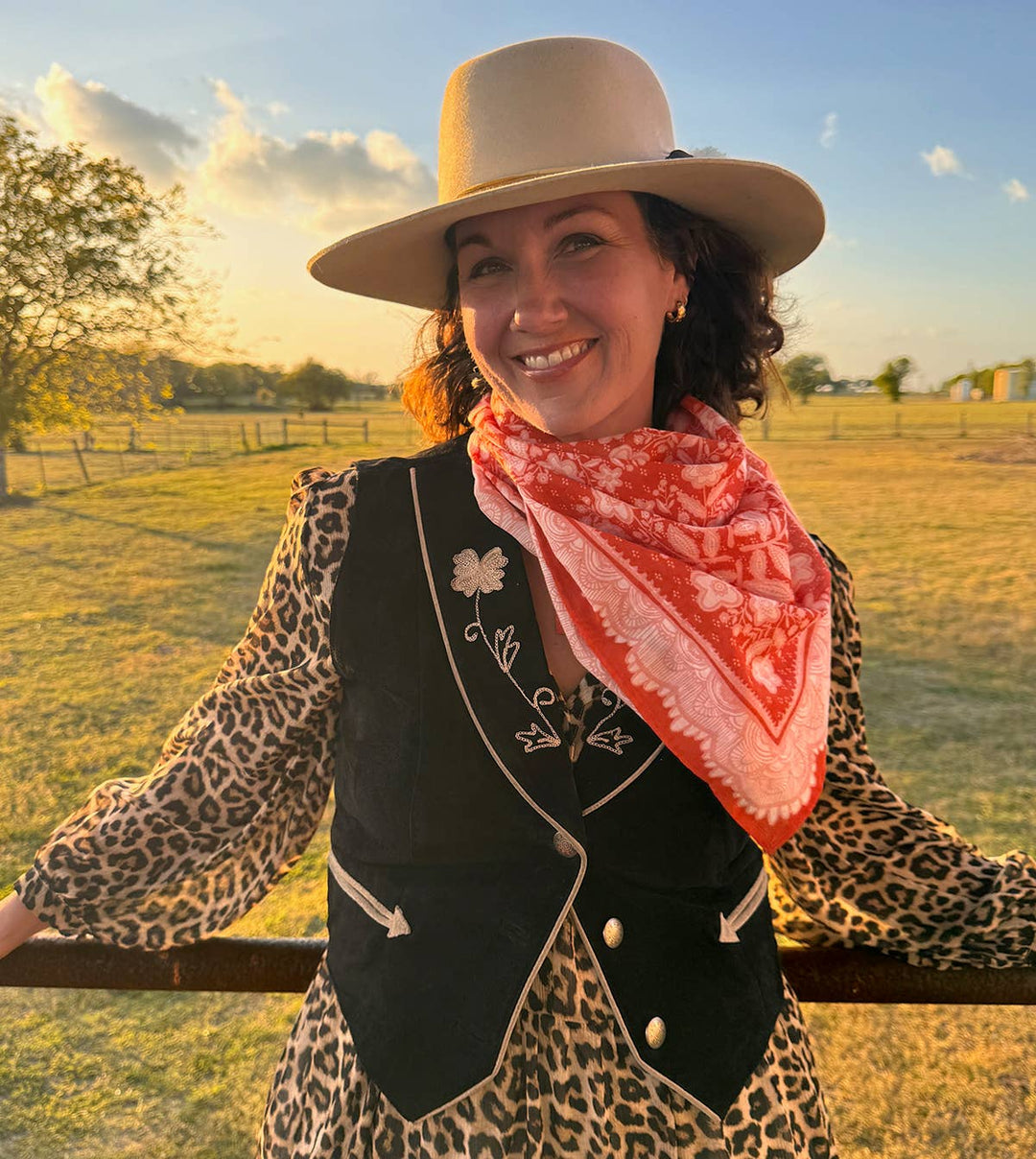 34" Wild Rag Lacey Bandana 145