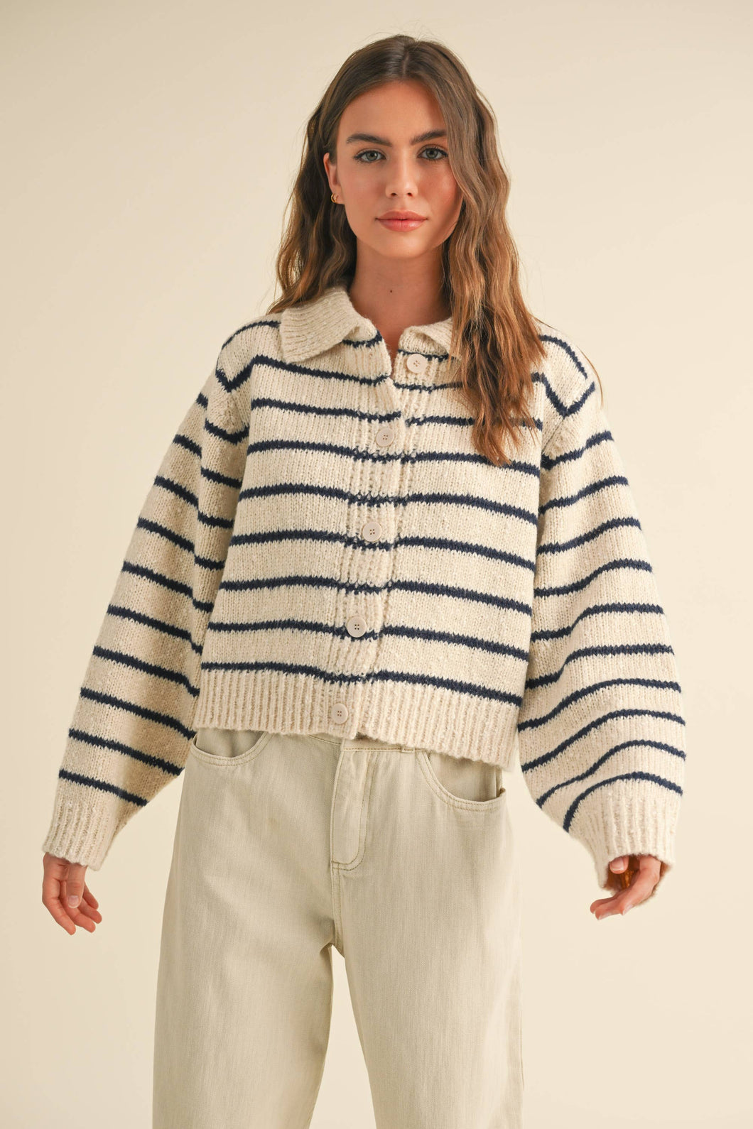 KNITTED CARDIGAN