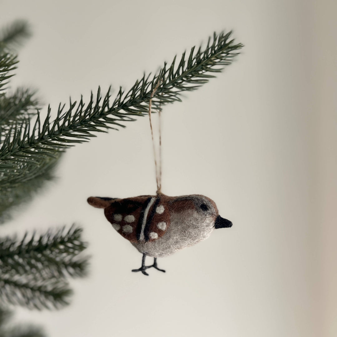 Felt Bird Ornaments - A Set: Robin GN21