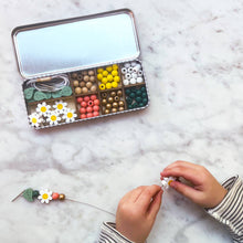 Load image into Gallery viewer, Daisy Bracelet Bead Kit