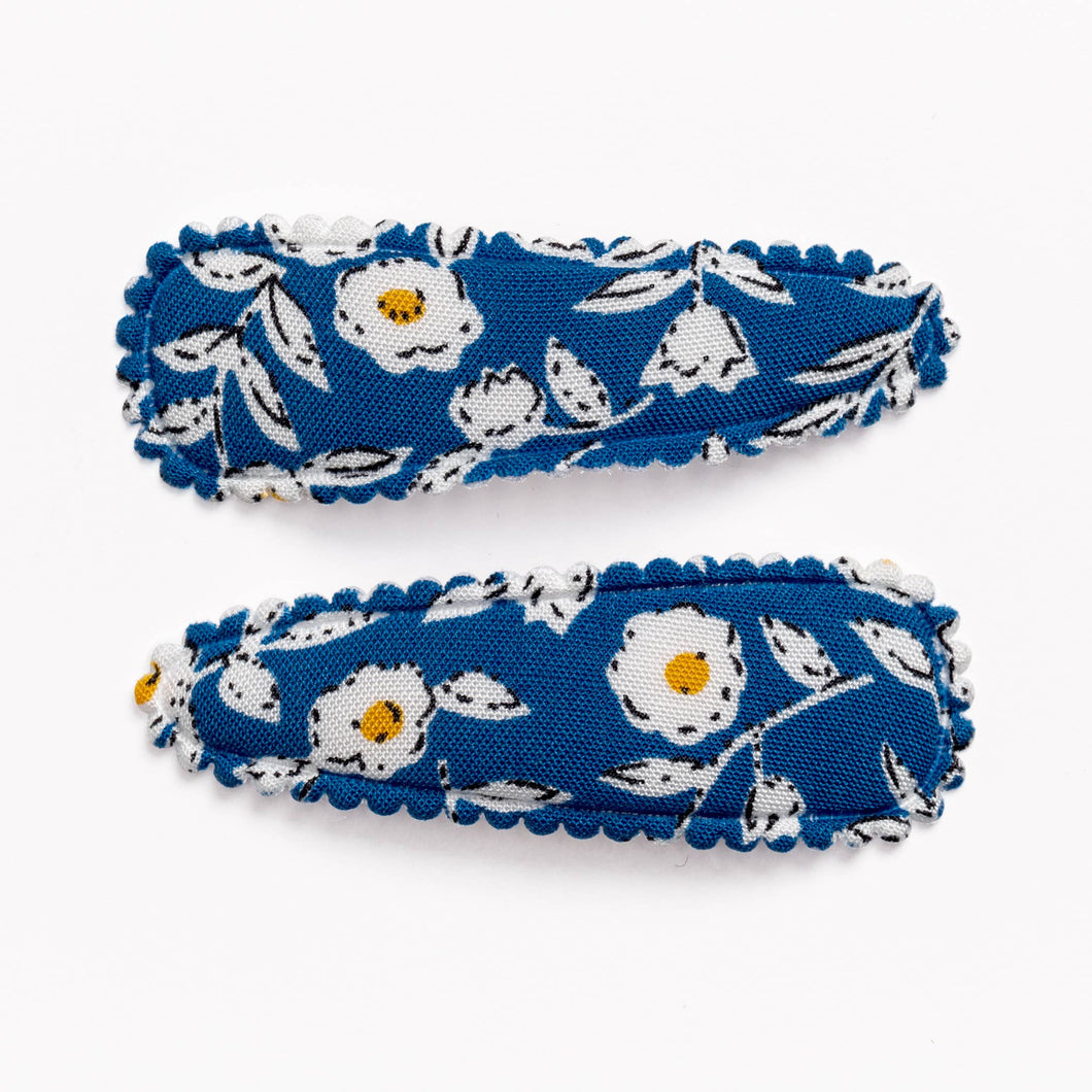 Johanna Blue & White Floral Hair Clips FC01