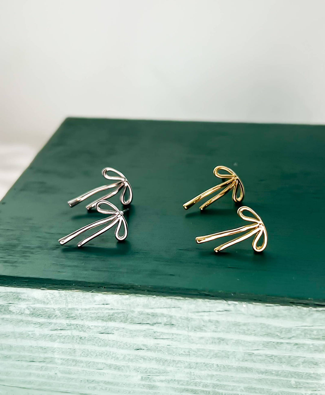 The Ribbon Earrings Silver