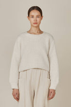 Load image into Gallery viewer, CROP SWEATER