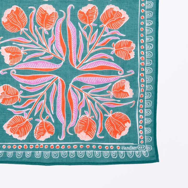34" Wild Rag Winnie Bandana 127