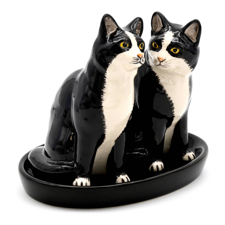 SP9130 SALT AND PEPPER SHAKER Tuxedo cat