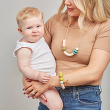 Load image into Gallery viewer, Dewdrop Balance Teething Necklace JM113