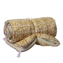 Load image into Gallery viewer, Flowers and stripes print Sofa Cover Iris Curry