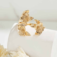 Load image into Gallery viewer, Adjustable Dogwood Flower and Leaf Ring NN06