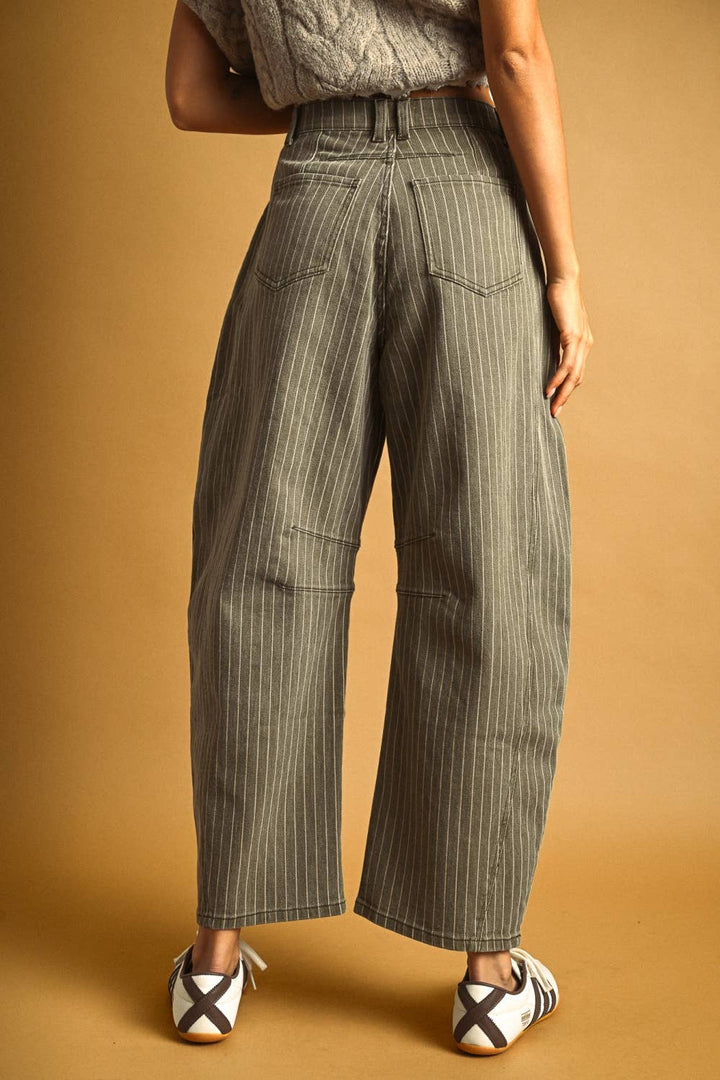 PINSTRIPED BARREL PANTS MM763