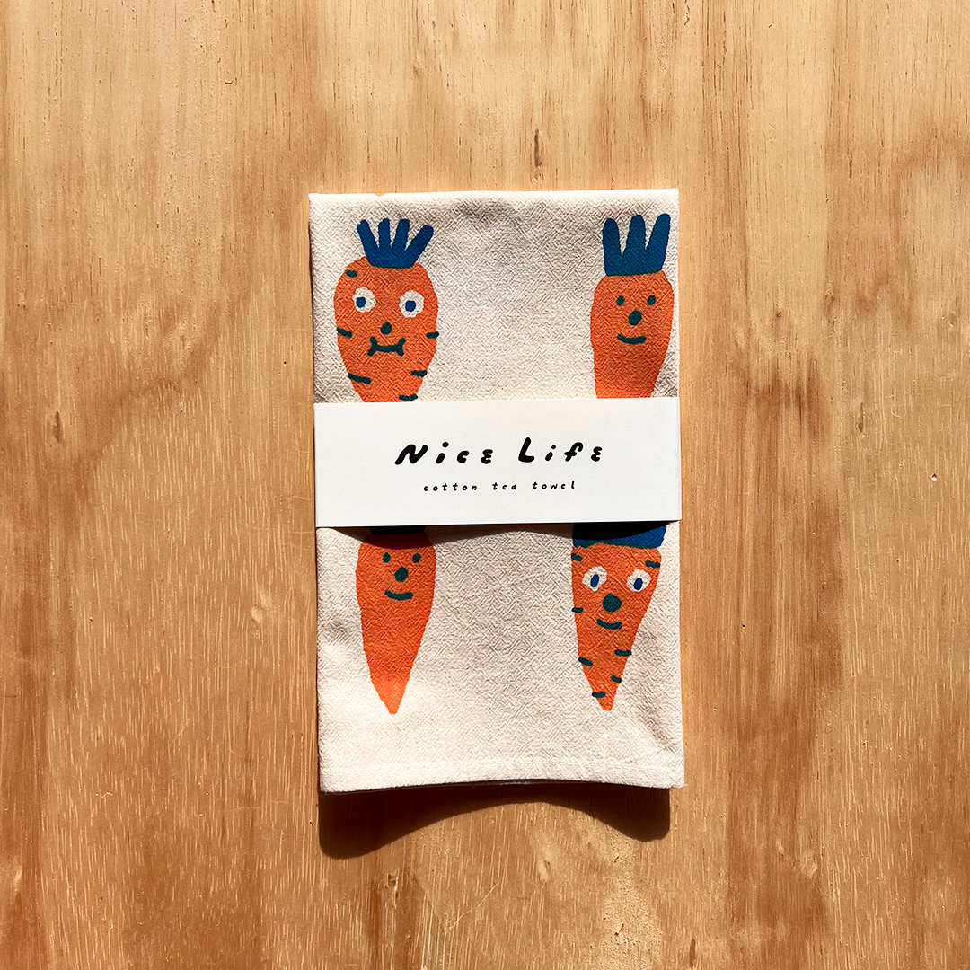 Carrot tea towel NICE1